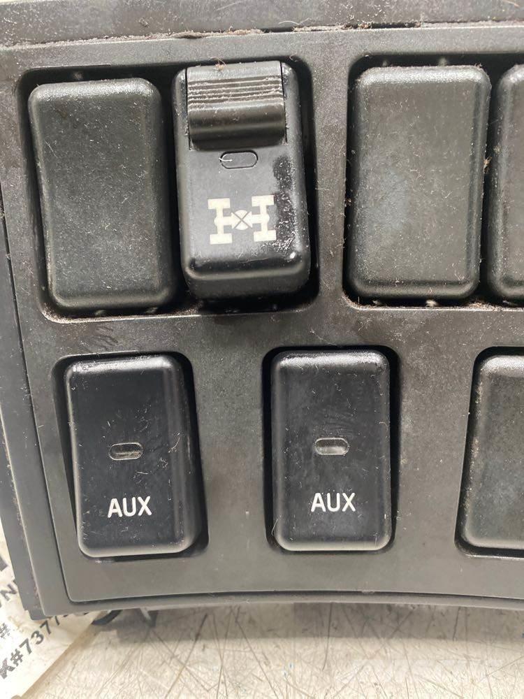 Volvo VNL Elektroonikaseadmed