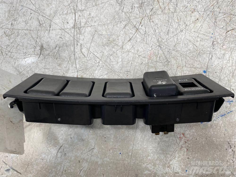 Volvo VNL Elektroonikaseadmed