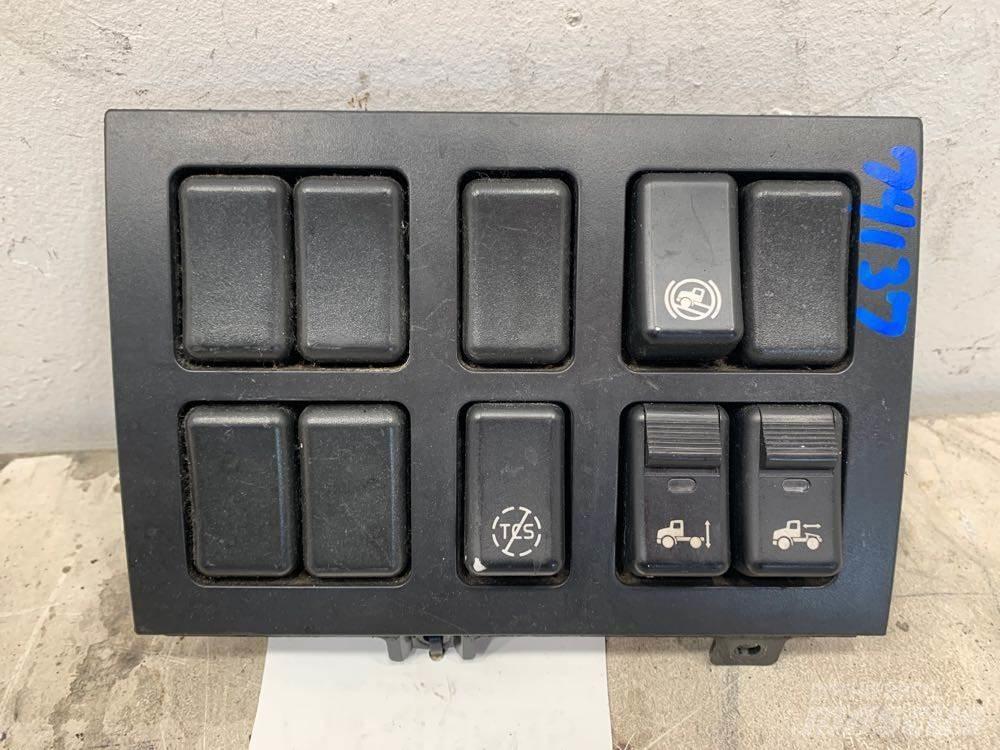 Volvo VNL Elektroonikaseadmed