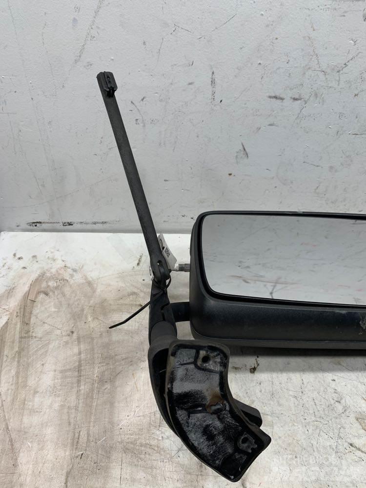 Volvo VNL Muud osad