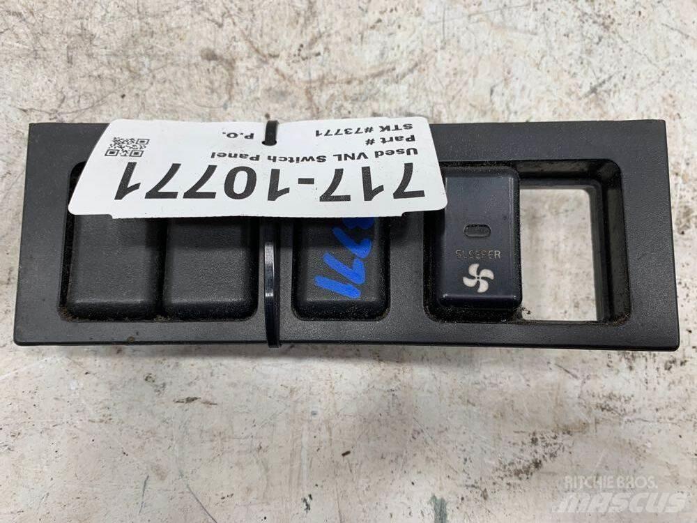 Volvo VNL Elektroonikaseadmed