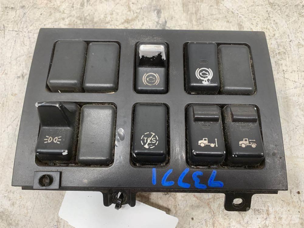 Volvo VNL Elektroonikaseadmed