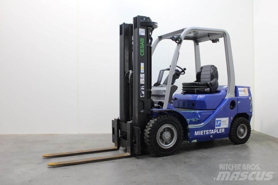 Cesab M 325 D Diiseltõstukid