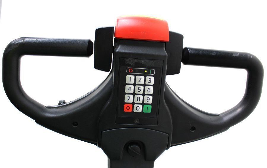 Cesab S 212 / 450 Järelkäidavad virnastajad