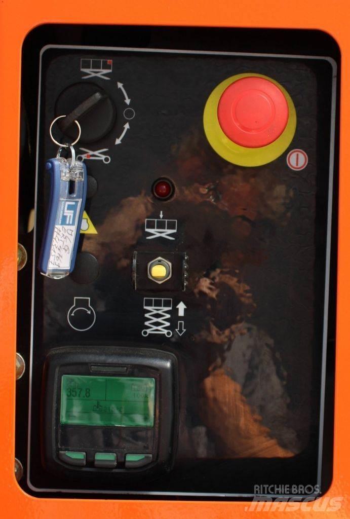 JLG ERT-4769 Käärtõstukid