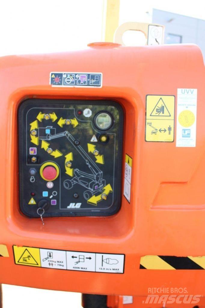 JLG M 600 JP Iseliikuvad poomtõstukid