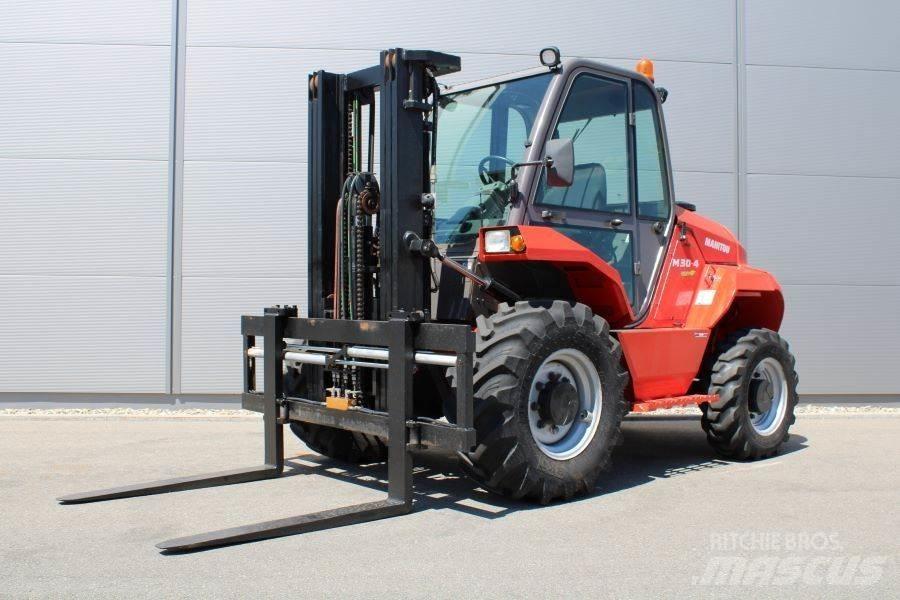Manitou M 30-4 Maastikutõstukid