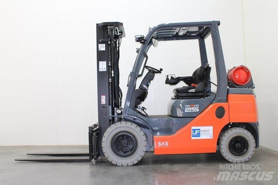 Toyota 02-8FGF25 Gaasitõstukid