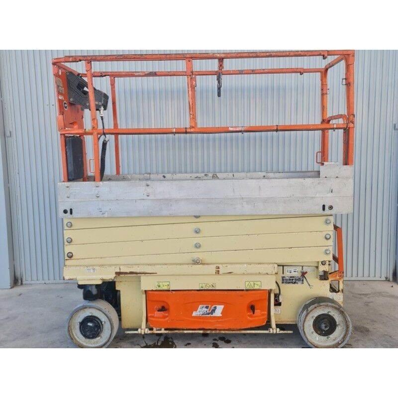 JLG 2630 ES Käärtõstukid