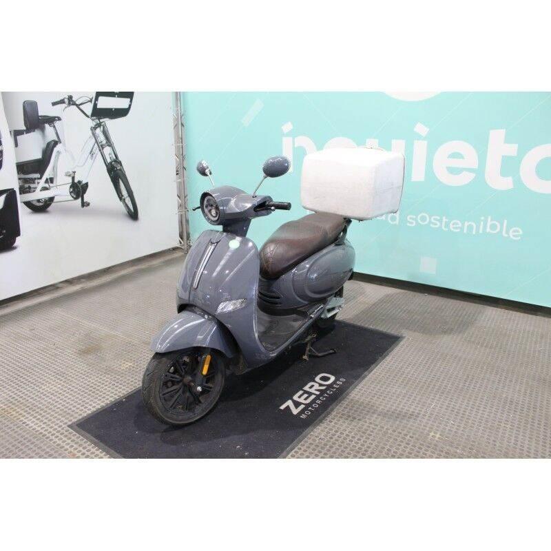  Urban D4 ATV-d