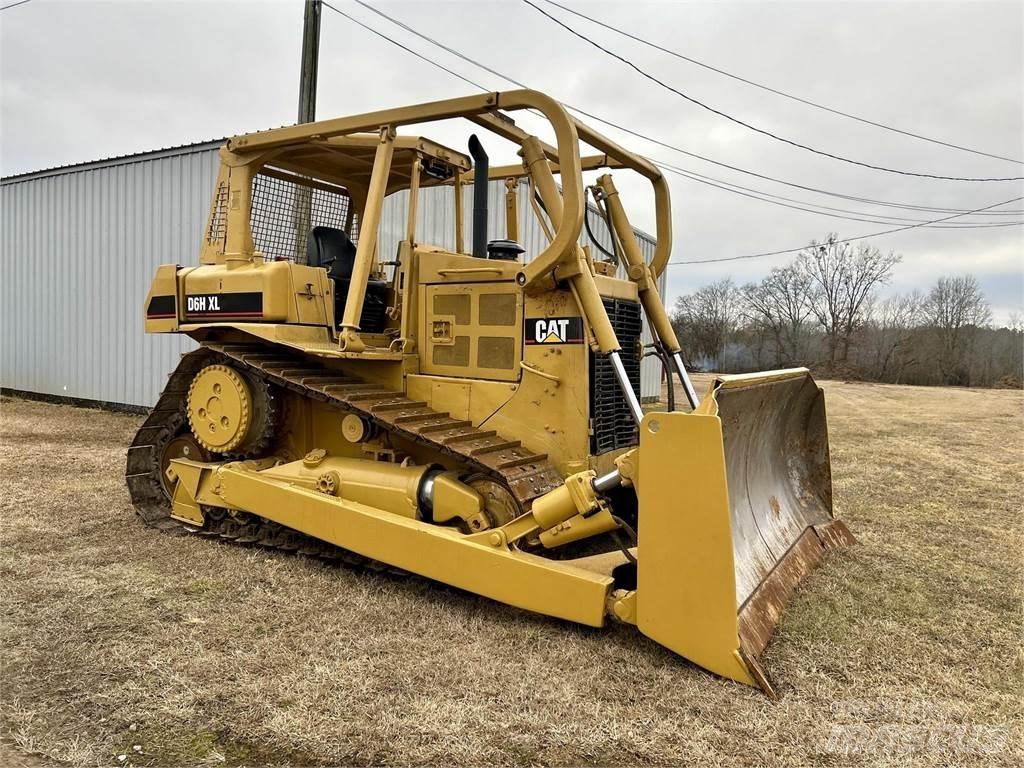 CAT D6H XL Buldooserid