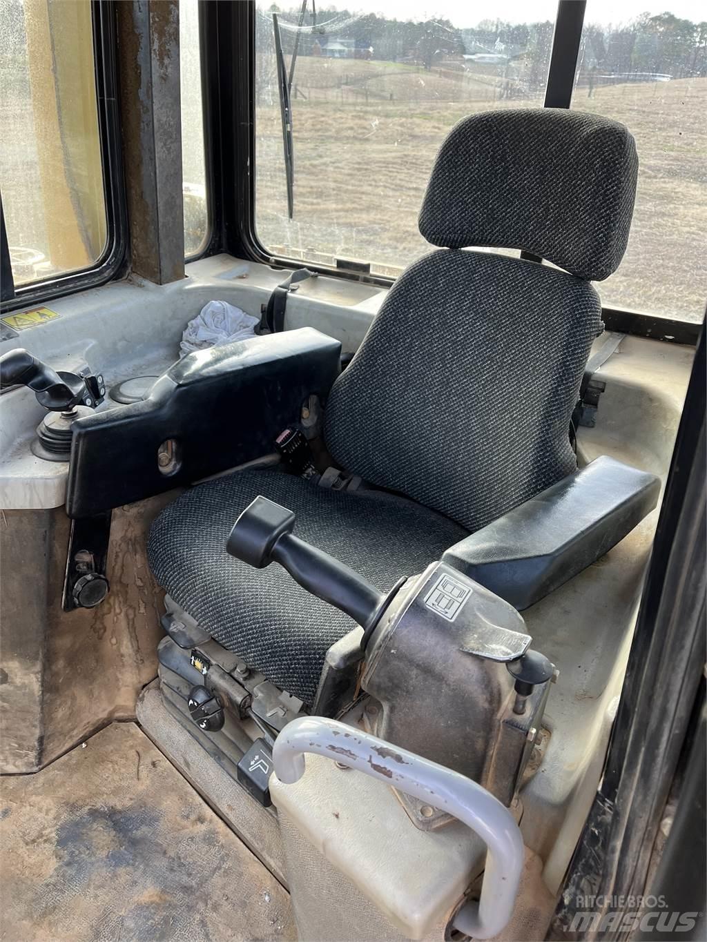 CAT D6R XL Buldooserid
