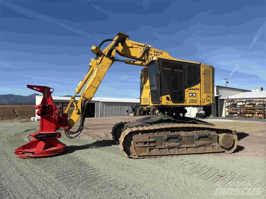 Komatsu XT445L-5 Langetustraktorid