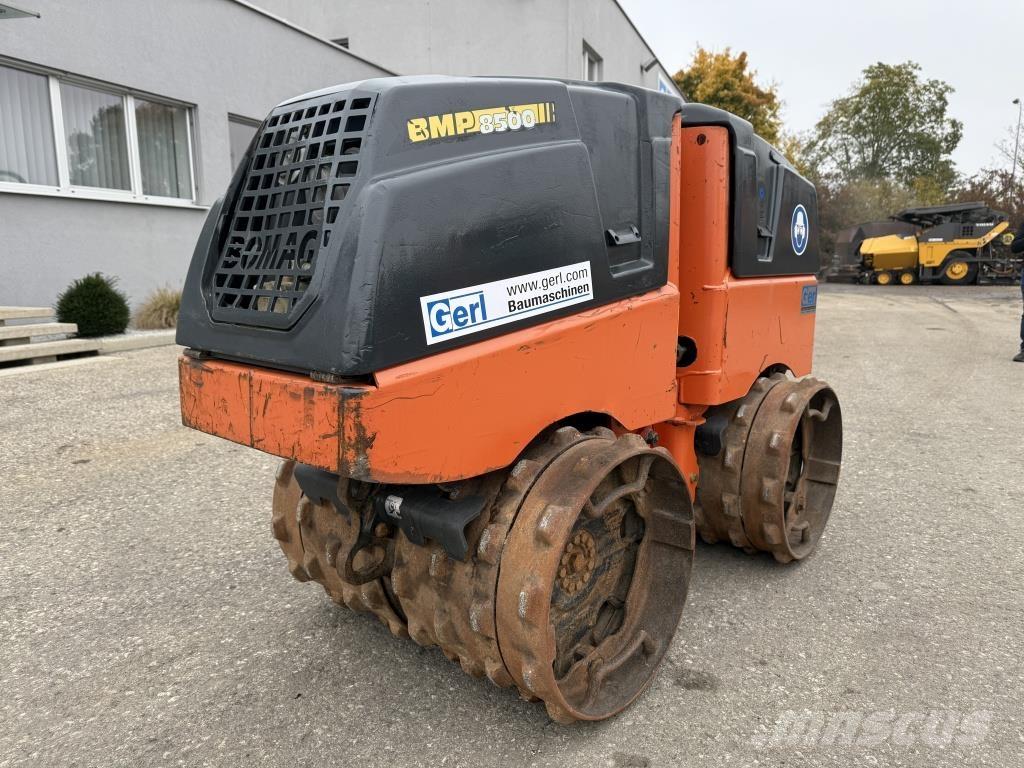 Bomag BMP 8500 Pinnasetihendajad