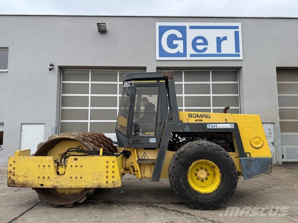 Bomag BW 217 PD-2 Ühe trumliga rullid