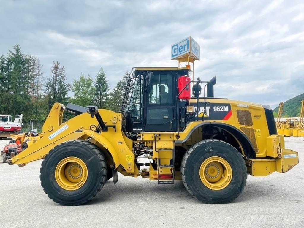 CAT 962M Rataslaadurid