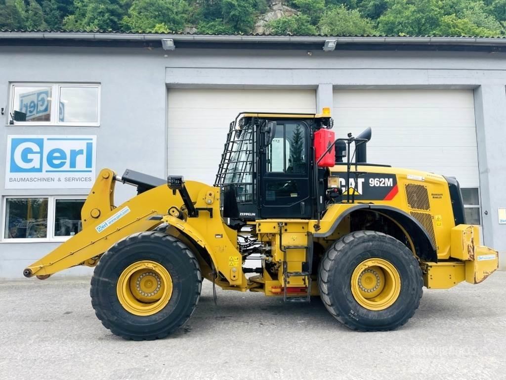 CAT 962M Rataslaadurid