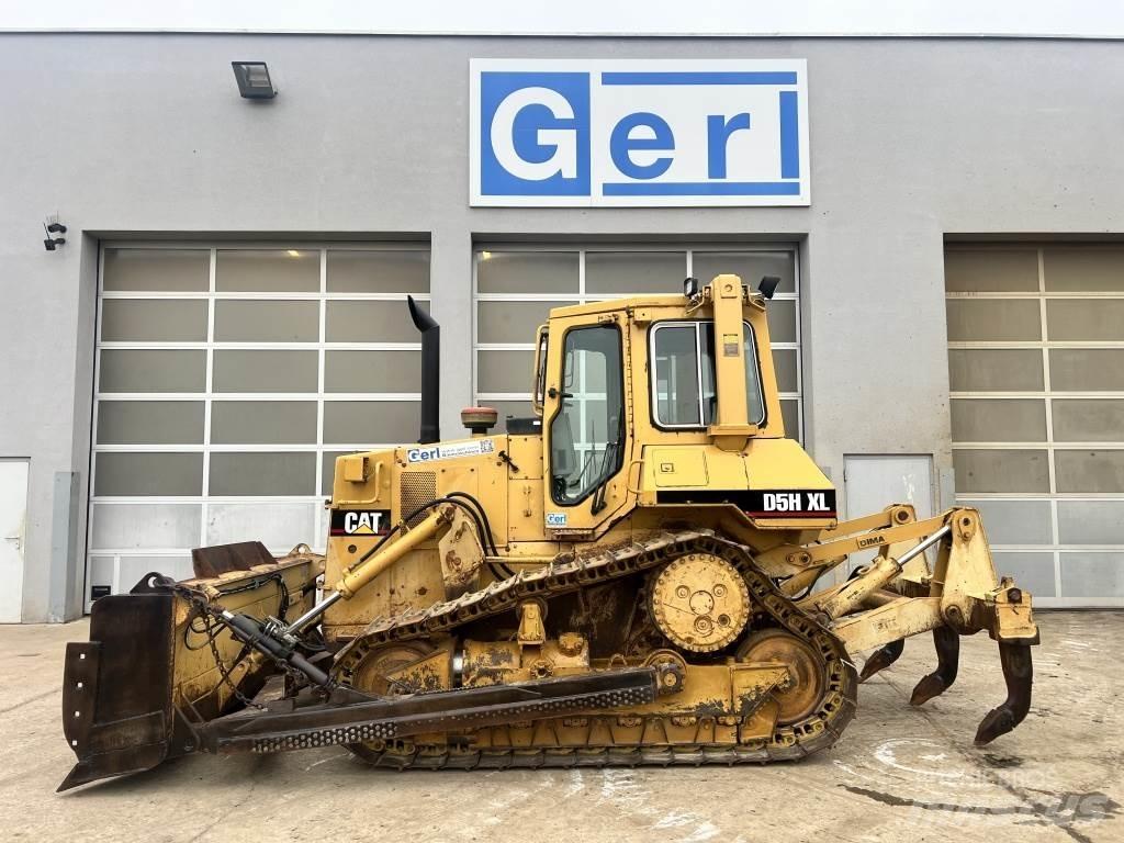 CAT D 5 H Buldooserid