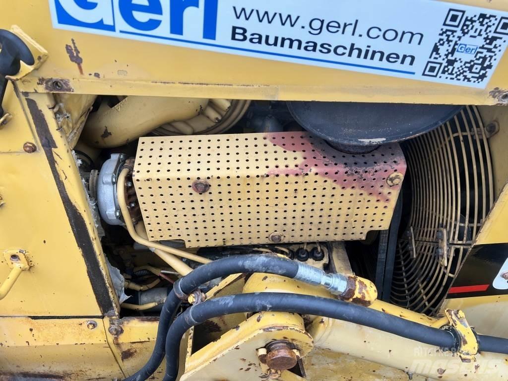 CAT D 5 H Buldooserid
