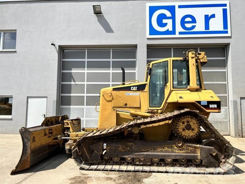CAT D 6 N LGP Buldooserid