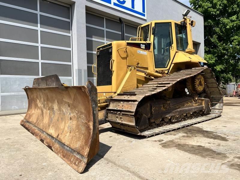 CAT D 6 N LGP Buldooserid