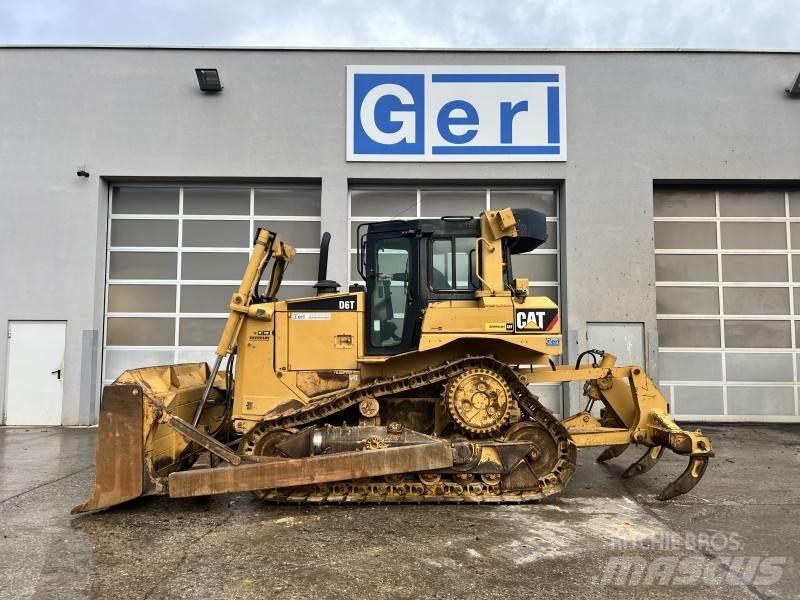 CAT D 6 T Buldooserid