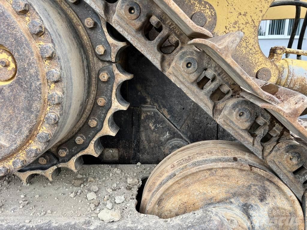 CAT D 7 H Buldooserid