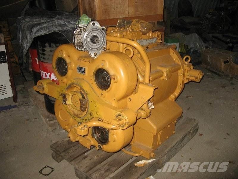 Komatsu HD325-3 Getriebe Muud osad