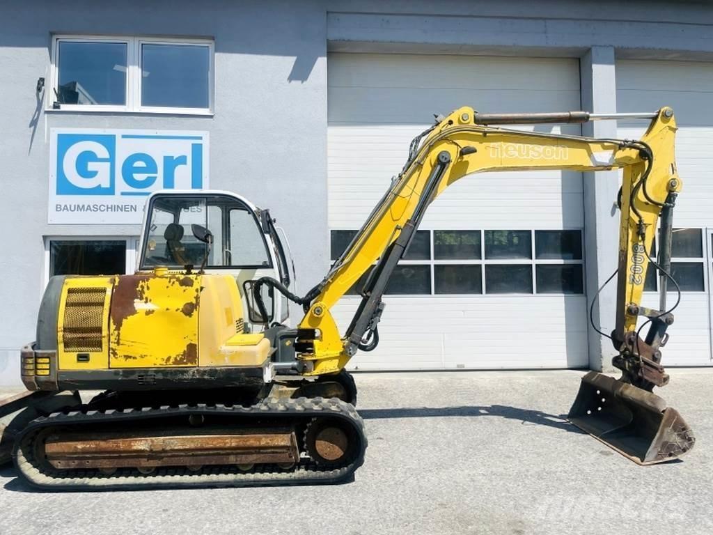 Neuson G8002 RDV Miniekskavaatorid < 7 t