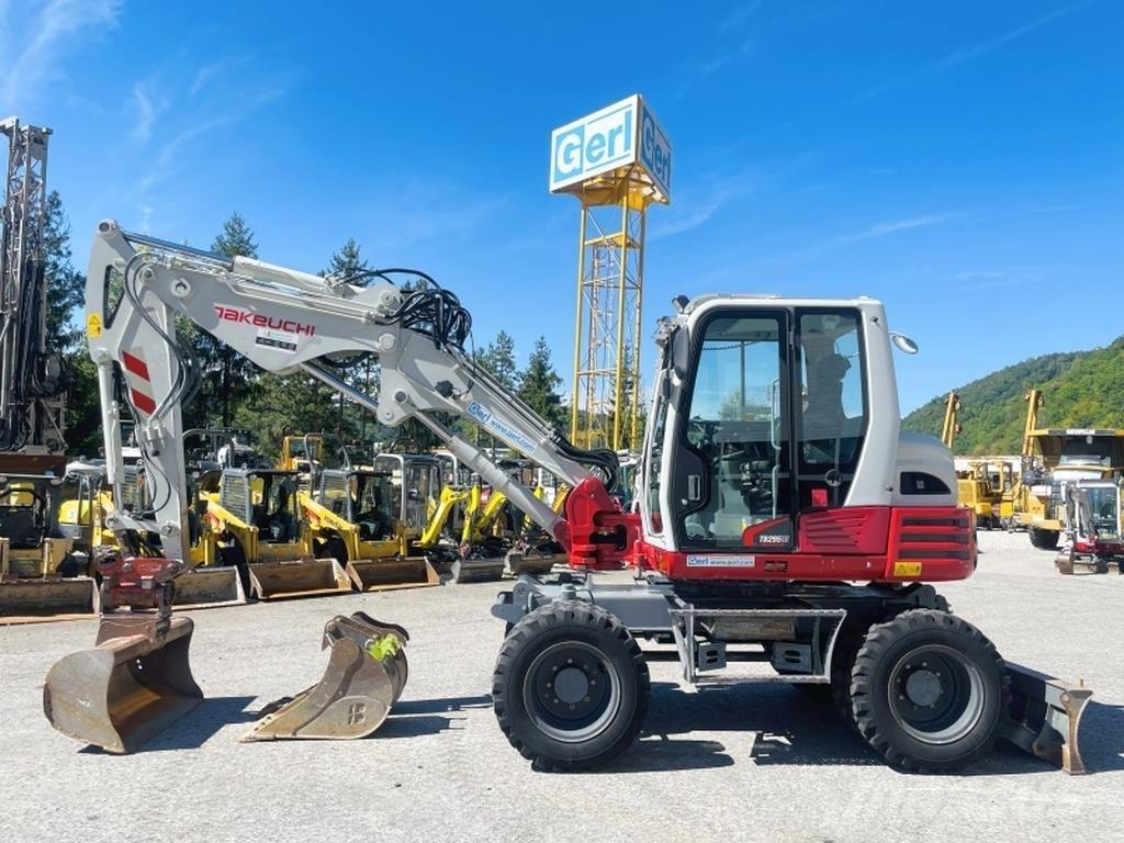 Takeuchi TB295W Ratasekskavaatorid