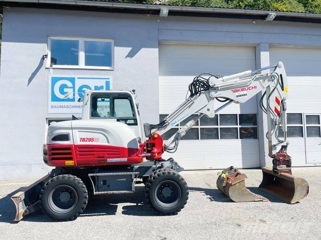 Takeuchi TB295W Ratasekskavaatorid