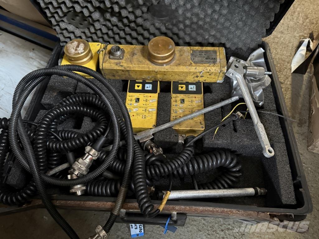 Volvo ABG P 6870 C Asfaldilaoturid