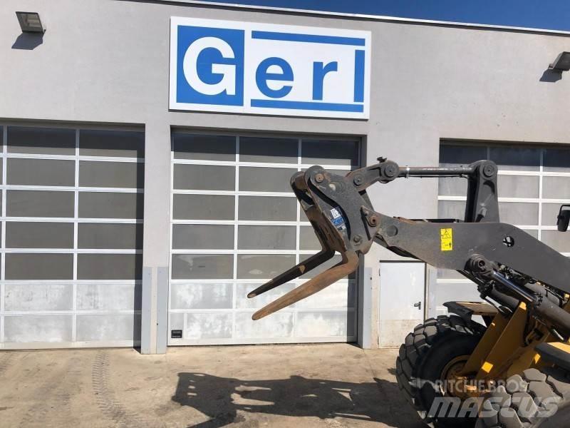 Volvo L 180 - Gabel Muud osad