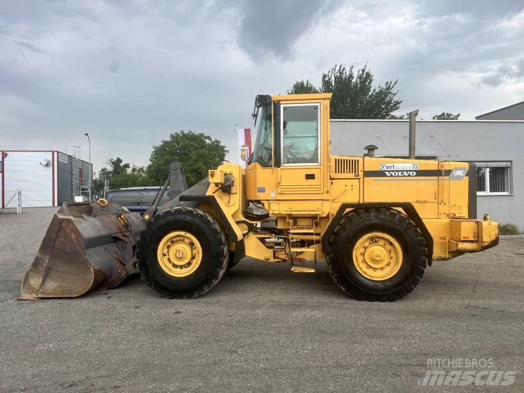 Volvo L 90 C Rataslaadurid
