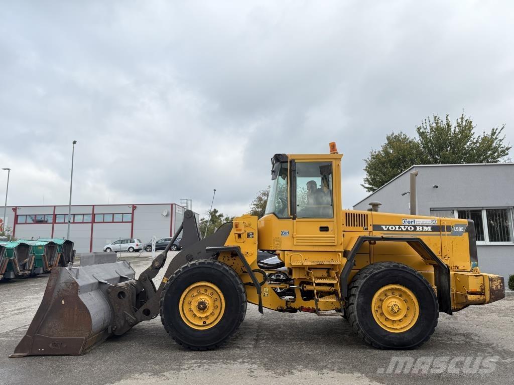 Volvo L 90 C Rataslaadurid