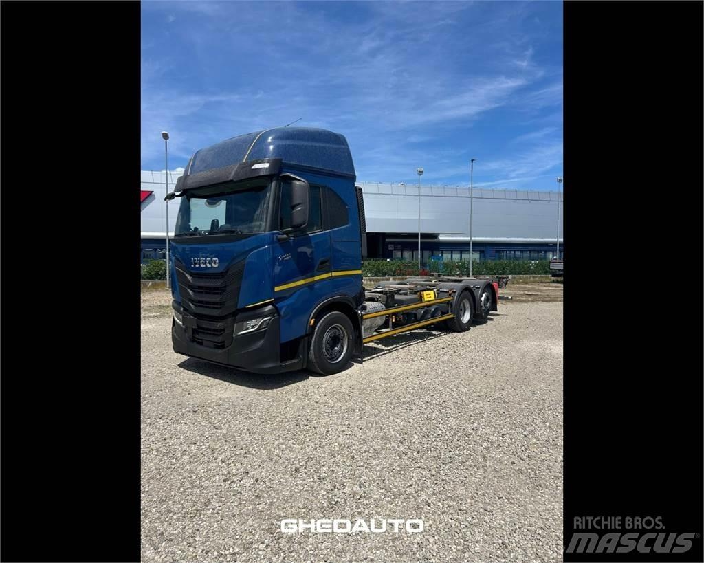 Iveco AS260S48S Furgoonautod