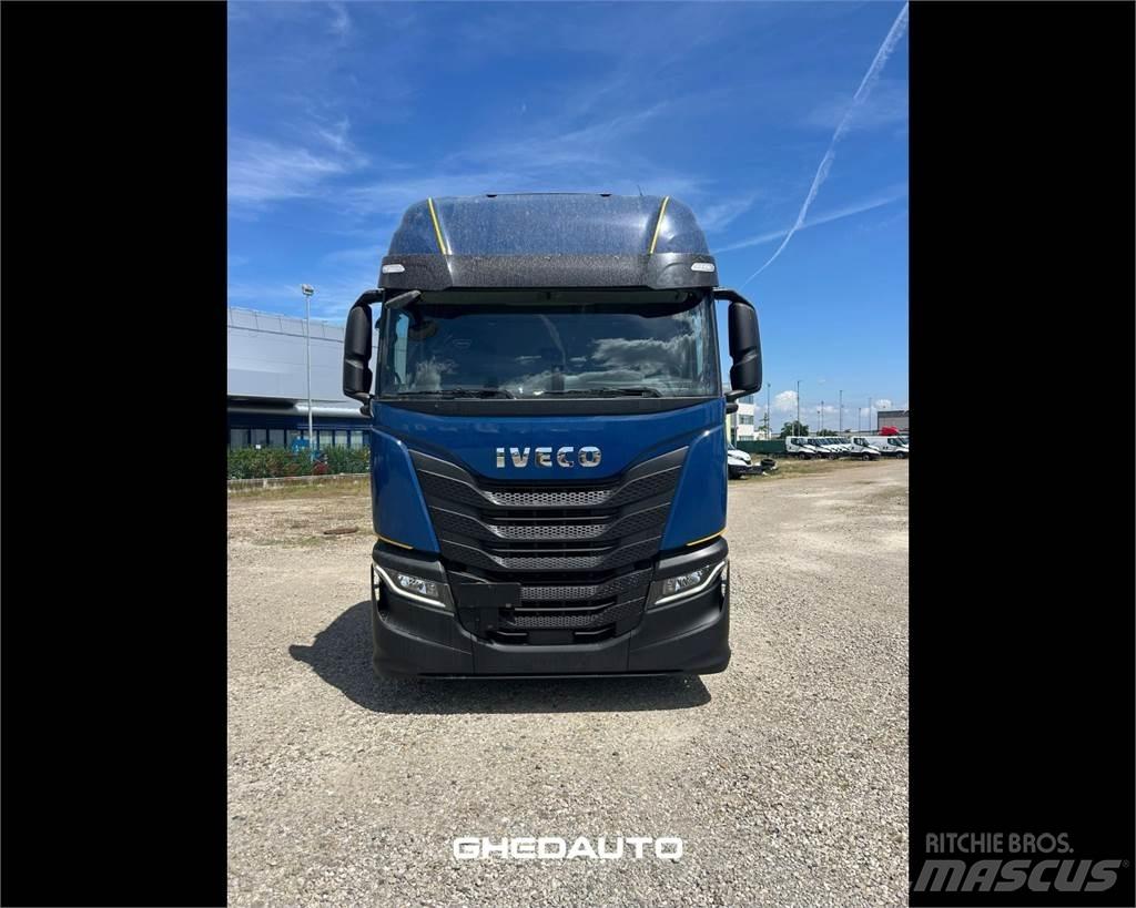 Iveco AS260S48S Furgoonautod