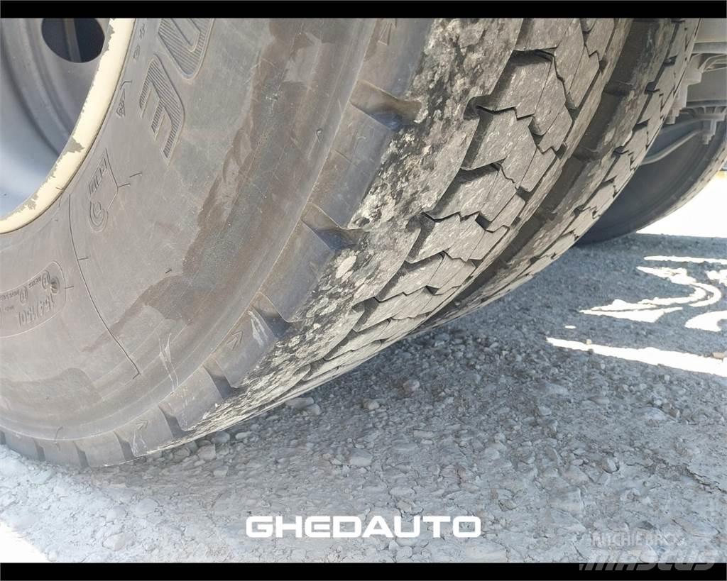 Iveco AS440ST/P Furgoonautod