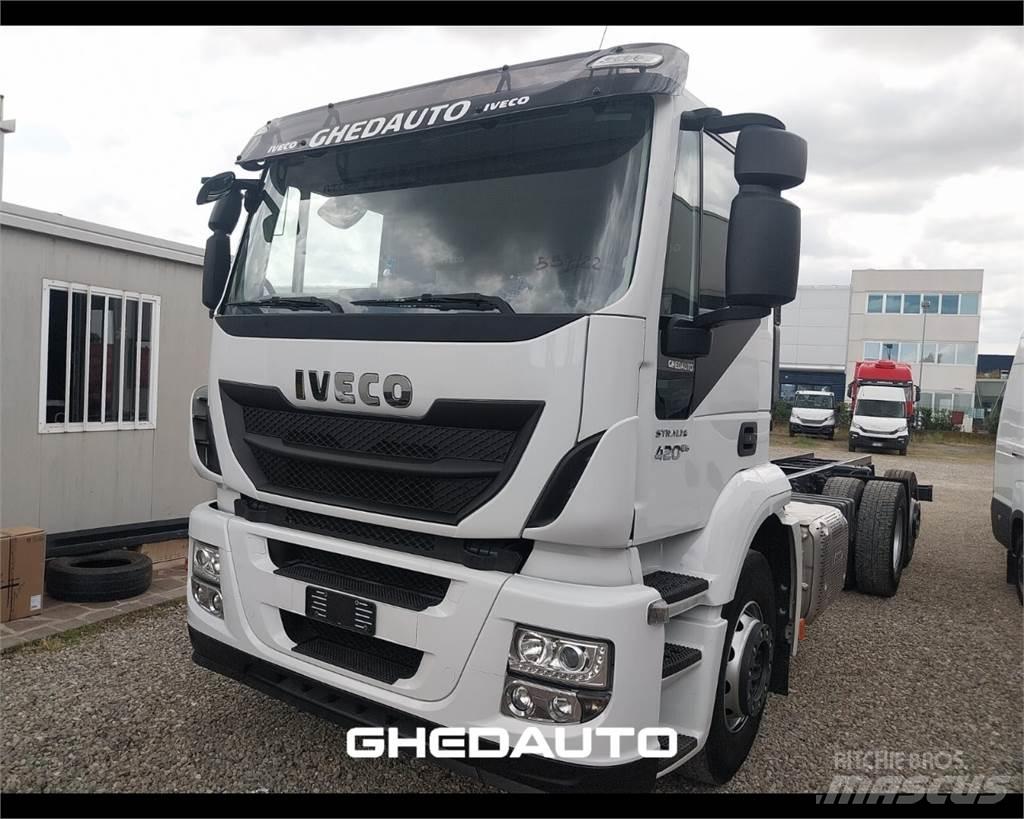 Iveco AT260S40Y/PS Furgoonautod