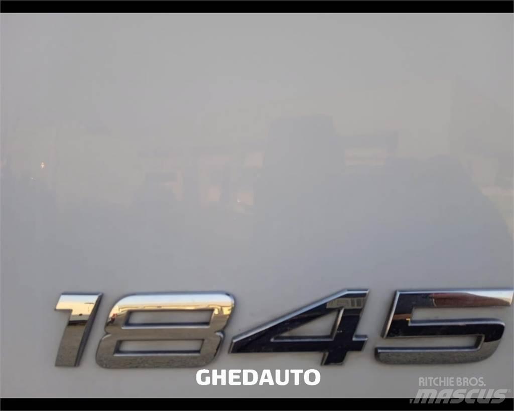 Mercedes-Benz ACTROS Furgoonautod