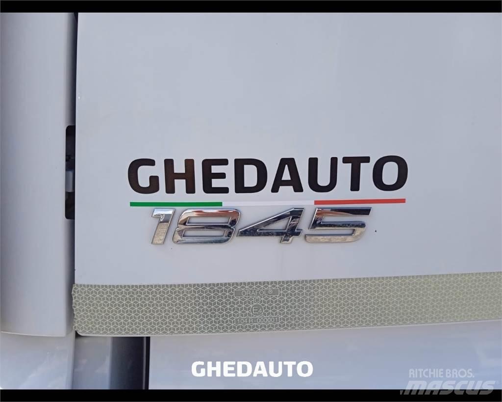 Mercedes-Benz ACTROS Furgoonautod
