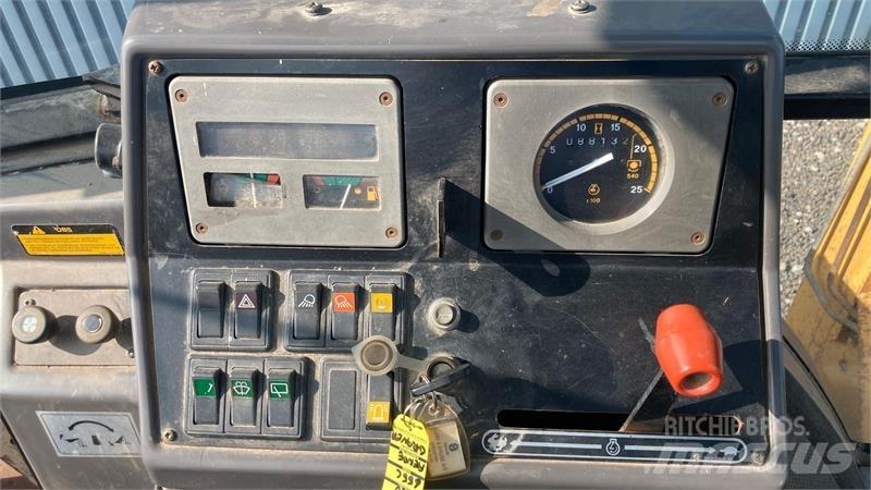 Ford 655 C Ekskavaatorlaadurid
