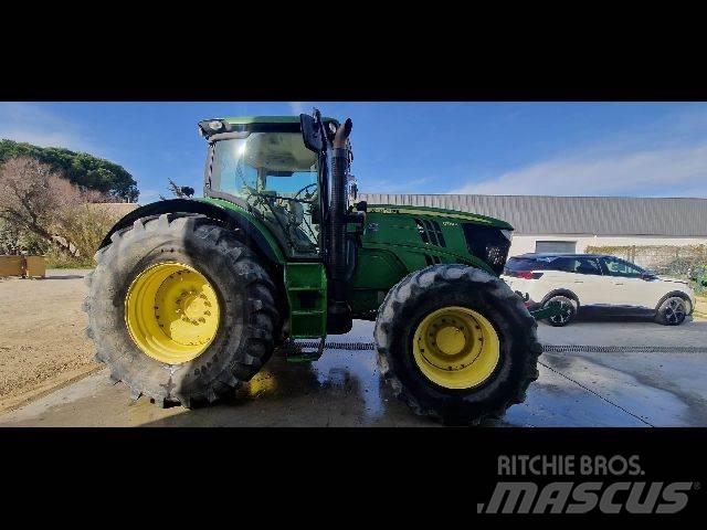 John Deere 6210 R Traktorid