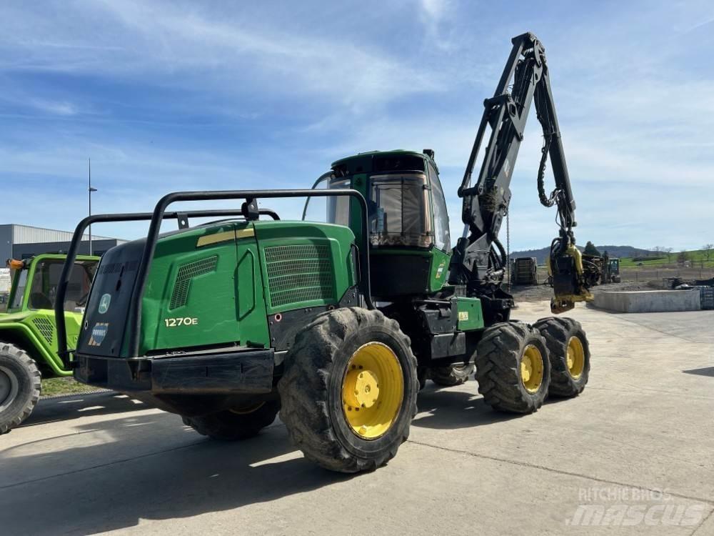 John Deere 1270E Langetustraktorid