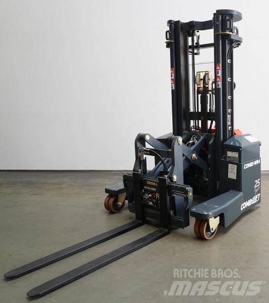 Combilift WR4 Neljasuuna lükandmastiga tõstukid