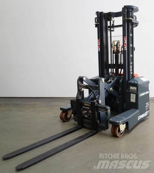 Combilift WR4 Neljasuuna lükandmastiga tõstukid