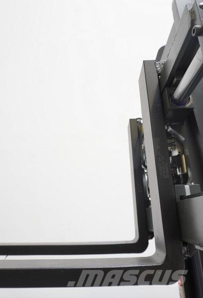 Combilift WR4 Neljasuuna lükandmastiga tõstukid