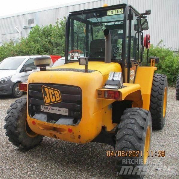JCB 940-4 Maastikutõstukid
