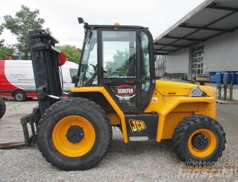 JCB 940-4 Maastikutõstukid
