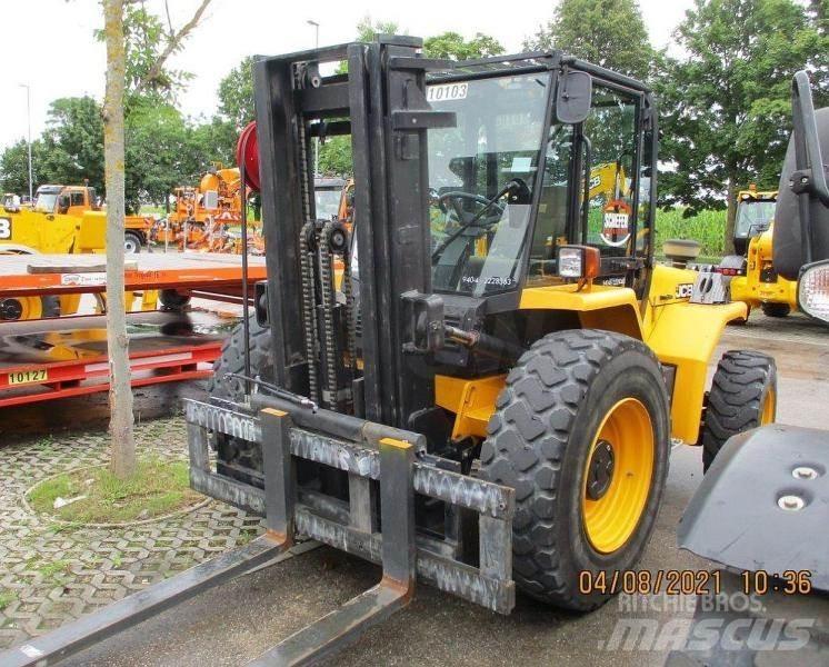 JCB 940-4 Maastikutõstukid